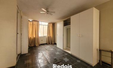 ¡VENTA EDIFICIO CON COCHERA EN PUCUSANA!