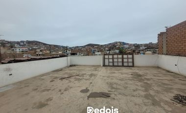 ¡VENTA EDIFICIO CON COCHERA EN PUCUSANA!