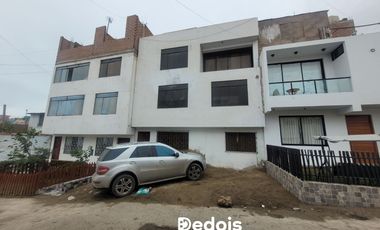 ¡VENTA EDIFICIO CON COCHERA EN PUCUSANA!