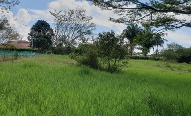 EN VENTA LOTE EN CERRITOS PARA BODEGA O CASA CAMPESTRE