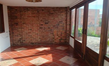 CASA EN VENTA CERCA BASE MILITAR BOYACA