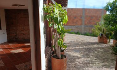 CASA EN VENTA CERCA BASE MILITAR BOYACA