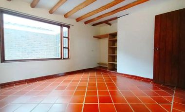 CASA EN VENTA CERCA BASE MILITAR BOYACA