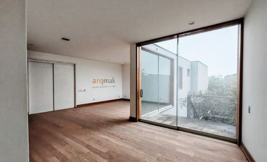 Residencia en Las Casuarinas – Surco
