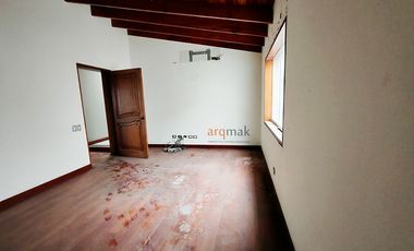 Residencia en Las Casuarinas – Surco
