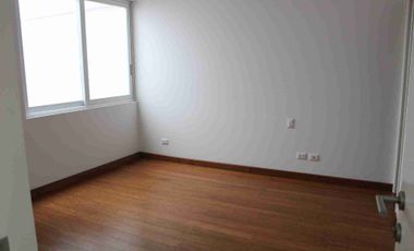 Vive frente al mar en Miraflores, la mejor ubicación para ti y tu familia ✅ Dpto de estreno! (Precio es negociable) 🔑🥇