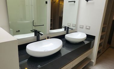 CASA DE LUJO EN FRACC. PRIVADO DE CARRETERA NACIONAL (PREVENTA)