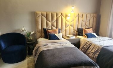 CASA DE LUJO EN FRACC. PRIVADO DE CARRETERA NACIONAL (PREVENTA)