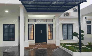 Disewa Rumah  kontrakan tipe 100 Luxury 3 kmr, 2 kmr mandi SPA D'KOST di kartama marpoyan damai kota  Pekanbaru