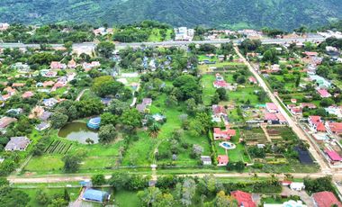 CASA CAMPESTRE  EN VENTA EN  LA VEREDA LA PUERTA CHINAUTA CUNDINAMARCA
