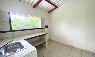 CASA CAMPESTRE  EN VENTA EN  LA VEREDA LA PUERTA CHINAUTA CUNDINAMARCA