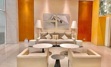 KEN - 3 Bed Room Condo Unit in San Lorenza Place Makati City in Edsa