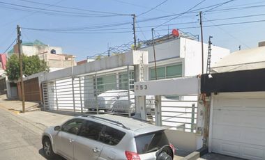 CASA EN REMATE EDO MEX TLANEPANTLA LOMAS DE VALLE DORADO