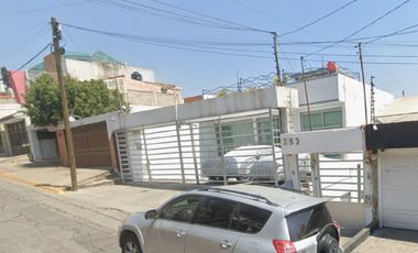 CASA EN REMATE EDO MEX TLANEPANTLA LOMAS DE VALLE DORADO