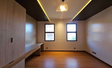 Mesmerizing Masterpiece with Pool in BF Homes Paranaque