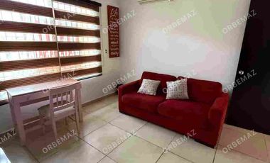 Casa con amplio terreno en Venta Fracc Puerta Magna zona Country