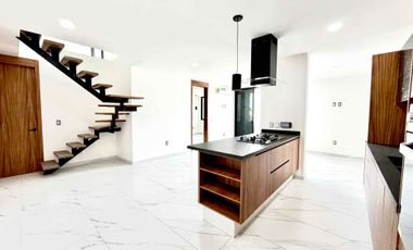 PENT HOUSE EN VENTA EN ZONA ITESO Y LAS FUENTES, DENTRO DE PERIFÉRICO, FRAC. PAISAJES DEL TESORO