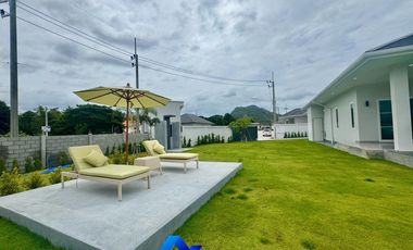 Brand New Modern And Elegance Pool Villa At Tavisa Hua Hin Soi 70 For Sale