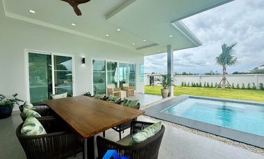 Brand New Modern And Elegance Pool Villa At Tavisa Hua Hin Soi 70 For Sale