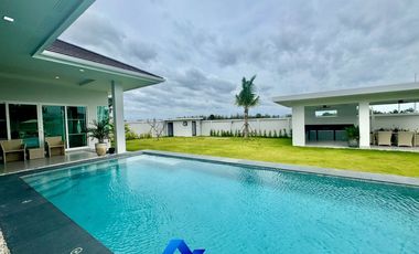 Brand New Modern And Elegance Pool Villa At Tavisa Hua Hin Soi 70 For Sale
