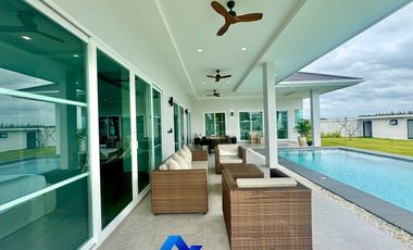 Brand New Modern And Elegance Pool Villa At Tavisa Hua Hin Soi 70 For Sale