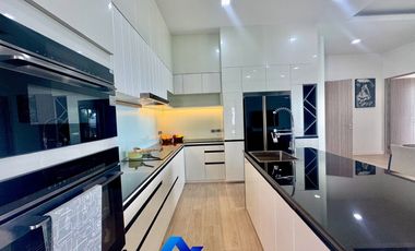 Brand New Modern And Elegance Pool Villa At Tavisa Hua Hin Soi 70 For Sale