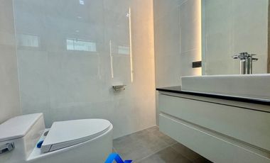 Brand New Modern And Elegance Pool Villa At Tavisa Hua Hin Soi 70 For Sale