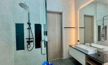 Brand New Modern And Elegance Pool Villa At Tavisa Hua Hin Soi 70 For Sale