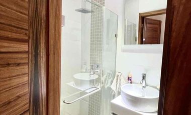 CASA SEMINUEVA Y AMPLIADA EN COTO, EN LOMA DORADA, TONALÁ.