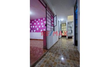 SE VENDE PROPIEDAD UBICADA EN ZONA COMERCIAL