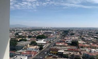 DEPARTAMENTO EN RENTA A 5 MINUTOS DE PLAZA PATRIA, A UNAS CUADRAS ESTACION ATEMAJAC DEL TREN LIGERO