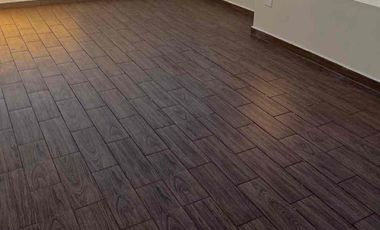 Casa Amueblada en Venta en Avenida Huayacán arbolada de 3 Recámaras