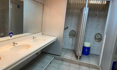 Venta de local comercial de dos plantas  centro Guayaquil