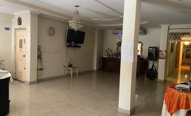 Venta de local comercial de dos plantas  centro Guayaquil