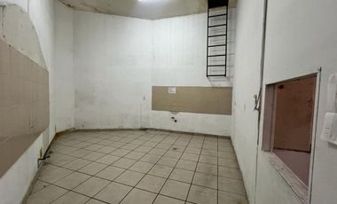 Local en Venta en Himno Nacional de 180 m2.