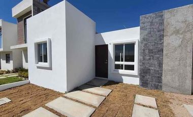 CASA NUEVA DE UN NIVEL EN VENTA