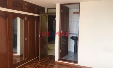 Hermosa Casa En Venta 602.30 M2 En Las Lomas De Huanchaco 320,000 Dolares
