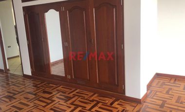 Hermosa Casa En Venta 602.30 M2 En Las Lomas De Huanchaco 320,000 Dolares