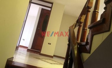 Hermosa Casa En Venta 602.30 M2 En Las Lomas De Huanchaco 320,000 Dolares