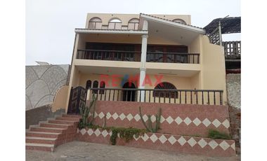 Hermosa Casa En Venta 602.30 M2 En Las Lomas De Huanchaco 320,000 Dolares