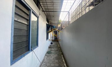 RUMAH MURAH TENGAH KOTA JOGJA, TANAH LUAS DI PINGGIR JALAN UTAMA
