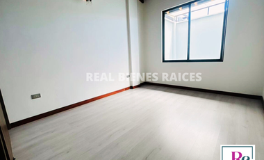 Casa unifamiliar en venta en unidad abierta