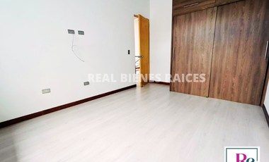 Casa unifamiliar en venta en unidad abierta