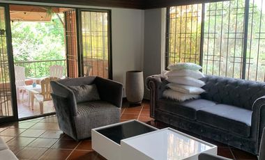 SE ARRIENDA CASA EN LAGOS DEL CACIQUE EXCELENTE UBICACIÓN