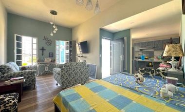 Casa en VENTA UN PISO 2 RECAMARAS 3 BAÑOS GARAJE 1 AUTO