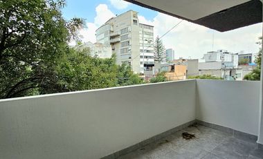 Colonia del Valle Departamento en Venta Remodelado en 3er Piso y Gran Ubicación