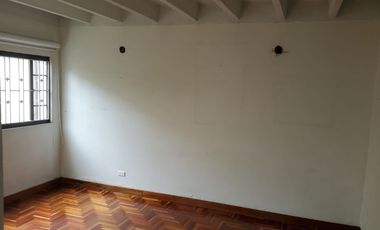 ARRIENDO ESPECTACULAR CASA SANTA BARBARA OCCIDENTAL