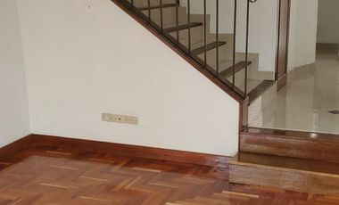ARRIENDO ESPECTACULAR CASA SANTA BARBARA OCCIDENTAL