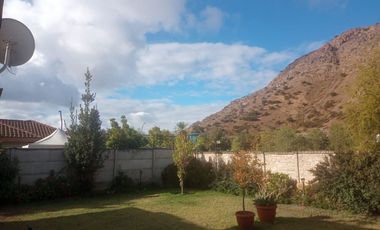 Se vende casa en Interior Condominio