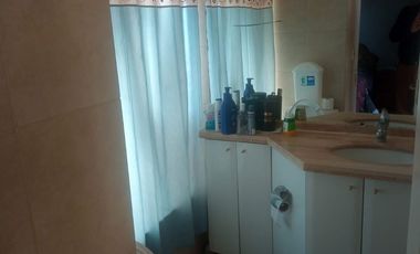 Se vende casa en Interior Condominio